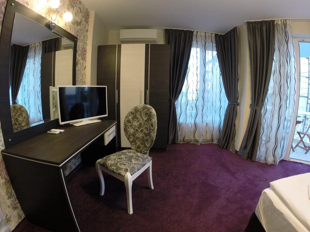 Vip Apartments Dobrevi Primorsko Exterior photo